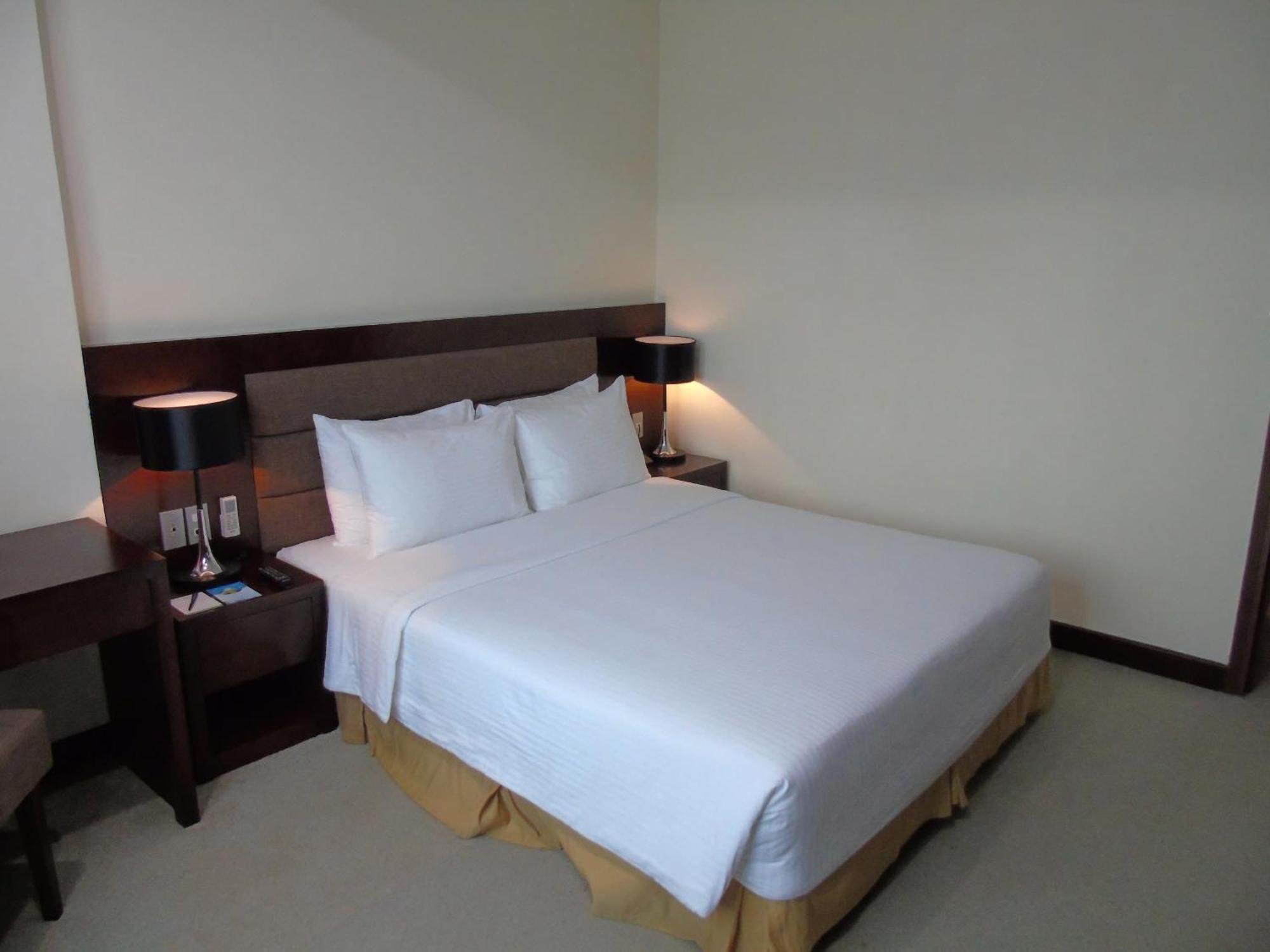 Muong Thanh Vinh Hotel Exterior foto