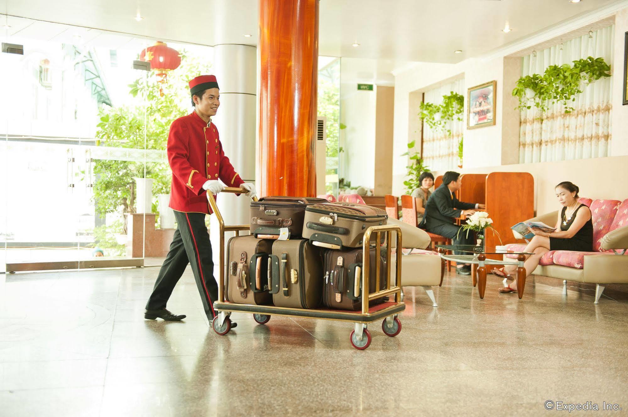 Muong Thanh Vinh Hotel Exterior foto